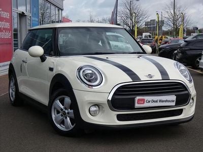 Used Mini ONE Hatch 101 HP (74 kW) 2018 White Hatchback