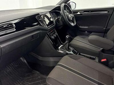 Używany VW T-Roc Black Edition 150 KM (110 kW) 2021 Srebrny SUV