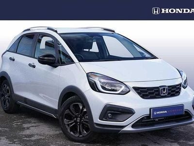 Begagnad Honda Jazz Advance 122 HK (89 kW) 2024 Vit Halvkombi