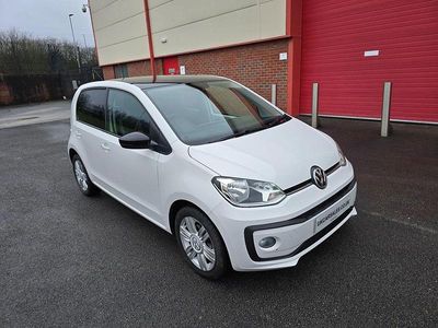Used VW up! high up! 75 HP (55 kW) 2016 White Hatchback