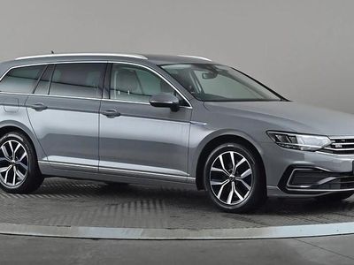 Used VW Passat GTE 218 HP (160 kW) 2022 Grey Estate