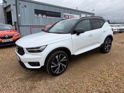 Used Volvo XC40 R-Design Pro 150 HP (110 kW) 2018 White SUV