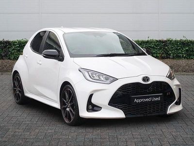 Used Toyota Yaris Hybrid Sport 2023 White Hatchback