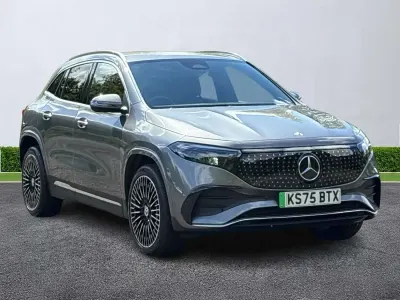 Usado Mercedes EQA250+ AMG Line Premium 139 kW (190 HP) 2025 Cinzento SUV