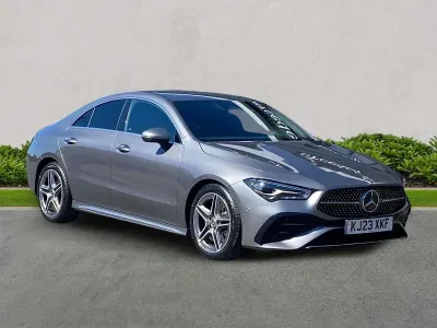 Usado Mercedes CLA220 Executive 2023 Cinzento Sedan