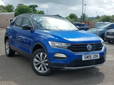 Used VW T-Roc SE 150 HP (110 kW) 2019 Blue SUV