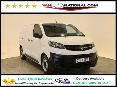 Used Vauxhall Vivaro 100 HP (73 kW) 2024 White MPV
