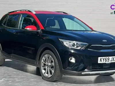 Usado Kia Stonic 118 HP (86 kW) 2019 Preto SUV