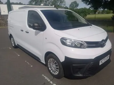 Used Toyota Proace 120 HP (88 kW) 2023 White MPV