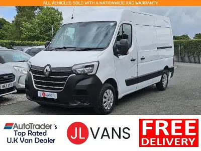 Käytetty Renault Master Business 135 HP (99 kW) 2021 Valkoinen Tila-auto