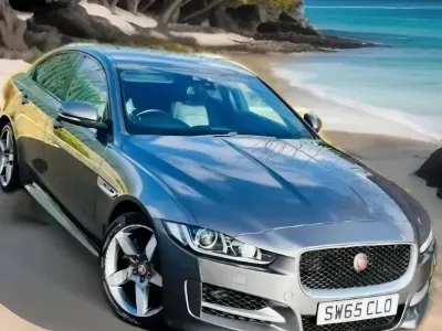 Used Jaguar XE R-Sport 180 HP (132 kW) 2015 Grey Sedan