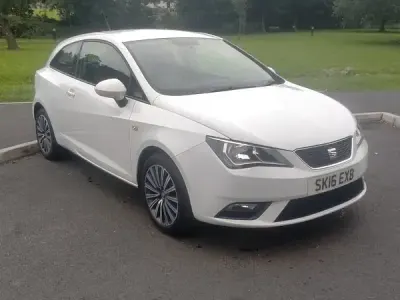 Used Seat Ibiza CONNECT 90 HP (66 kW) 2016 White Hatchback