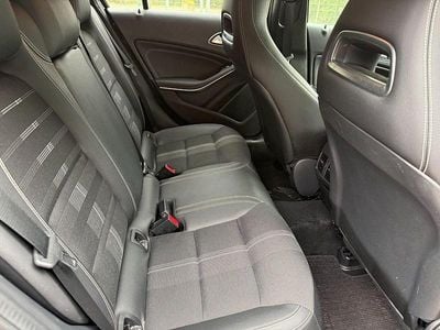 Used Mercedes A180 Sport Edition 122 HP (89 kW) 2018 Blue Hatchback