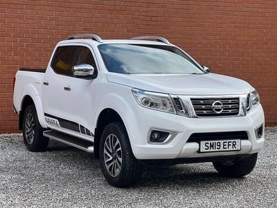 Used Nissan Navara Tekna 190 HP (139 kW) 2019 White Pickup