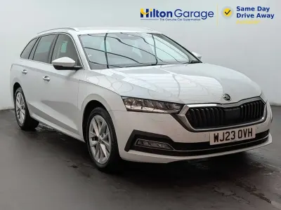 Used Skoda Octavia SE L 150 HP (110 kW) 2023 White Estate