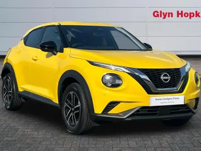Used Nissan Juke N-Connecta 114 HP (83 kW) 2025 Yellow SUV