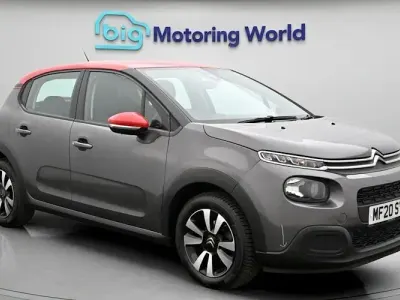 Usado Citroën C3 Feel 83 HP (61 kW) 2020 Cinzento Citadino