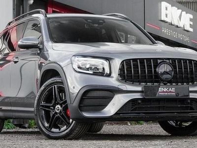 Mercedes GLB220