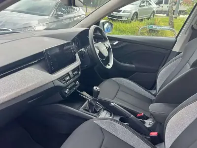 Used Skoda Kamiq SE 113 HP (83 kW) 2025 Silver SUV