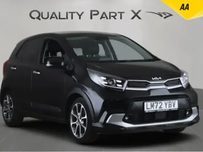Begagnad Kia Picanto X-Line 2023 Svart Halvkombi