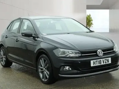Begagnad VW Polo SEL 115 HK (84 kW) 2018 Svart Halvkombi