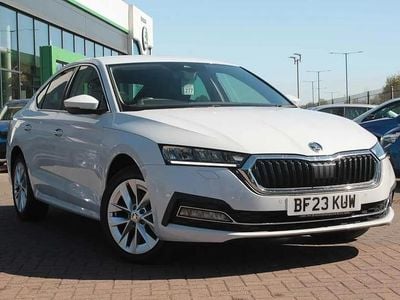 Begagnad Skoda Octavia SE L 150 HK (110 kW) 2023 Vit Halvkombi