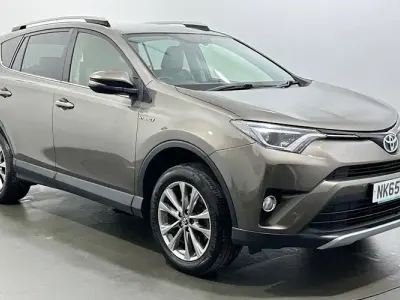 Used Toyota RAV4 197 HP (144 kW) 2016 Beige SUV