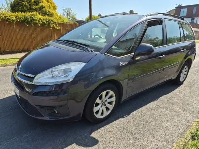 Used Citroën Grand C4 Picasso VTR Sport 2011 Purple MPV
