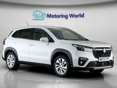 Usado Suzuki SX4 2023 Blanco Utilitario