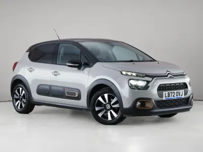 Used Citroën C3 PureTech 83 HP (61 kW) 2023 Beige Hatchback