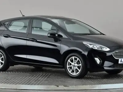 Used Ford Fiesta Zetec 86 HP (63 kW) 2019 Black Hatchback
