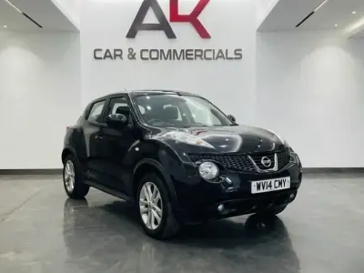Usado Nissan Juke Acenta 110 HP (80 kW) 2014 Preto SUV