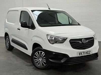 Used Vauxhall Combo Edition 2021 White MPV