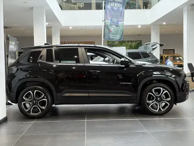 New Jeep Avenger Summit 100 HP (73 kW) 2026 Black SUV