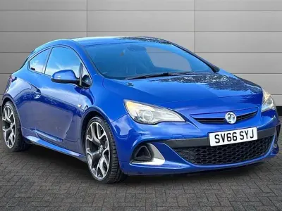 Używany Vauxhall Astra GTC 280 KM (205 kW) 2016 Niebieski Coupe