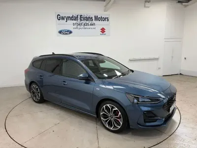 Gebraucht Ford Focus ST-Line X 2025 Blau Kombi