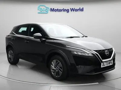 Used Nissan Qashqai Acenta Premium 158 HP (116 kW) 2023 Black SUV