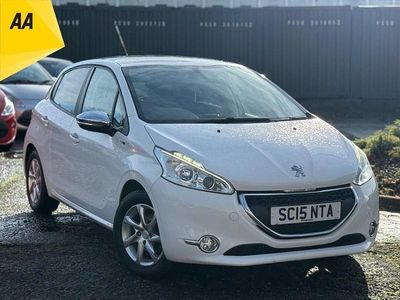 White Used 2015 Peugeot 208 Style Hatchback | £5,995 (Fair price)