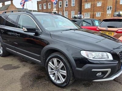 Usado Volvo XC70 SE Lux 181 HP (133 kW) 2015 Preto Carrinha