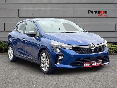 Used Renault Clio V Evolution 140 HP (102 kW) 2025 Blue Hatchback