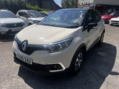 Used Renault Captur Play 90 HP (66 kW) 2019 White SUV