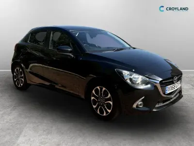 Używany Mazda 2 Inclusive 90 KM (66 kW) 2018 Czarny Hatchback