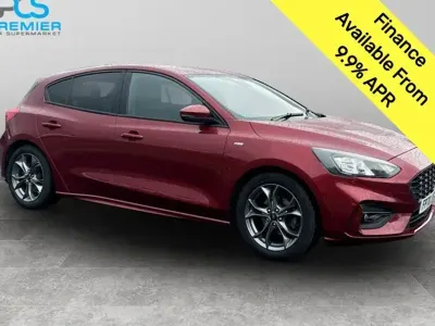 Used Ford Focus ST-Line 125 HP (91 kW) 2020 Red Hatchback