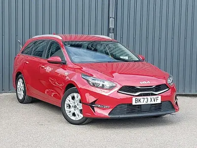 Used Kia Ceed 158 HP (116 kW) 2023 Red Hatchback