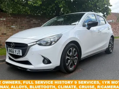Used Mazda 2 Inclusive 90 HP (66 kW) 2016 White Hatchback
