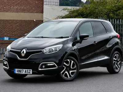Used Renault Captur Dynamique 120 HP (88 kW) 2017 Black SUV