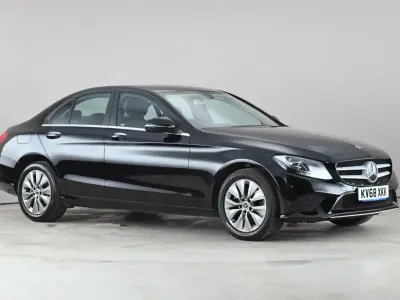 Begagnad Mercedes C200