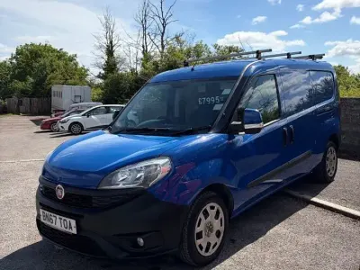 Used Fiat Doblò 2017 Blue MPV