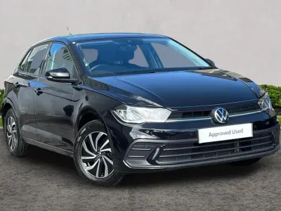 Used VW Polo Life 95 HP (69 kW) 2024 Black Hatchback