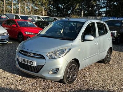 Used Hyundai i10 Active 85 HP (62 kW) 2012 Silver Hatchback
